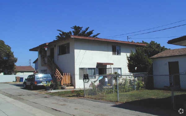 Building Photo - 534-538 S Seaward Ave