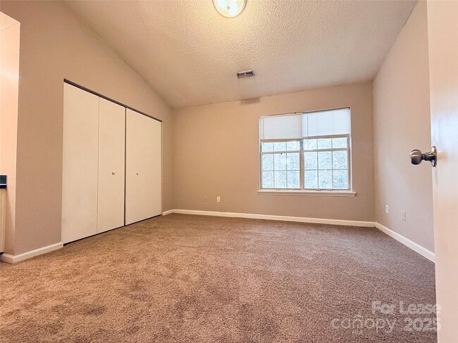 Building Photo - 6425 Windsor Gate Ln