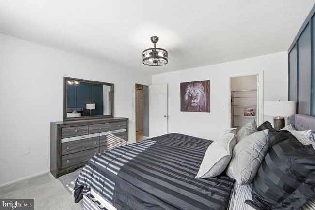 Building Photo - 1013 Copperfield Ct