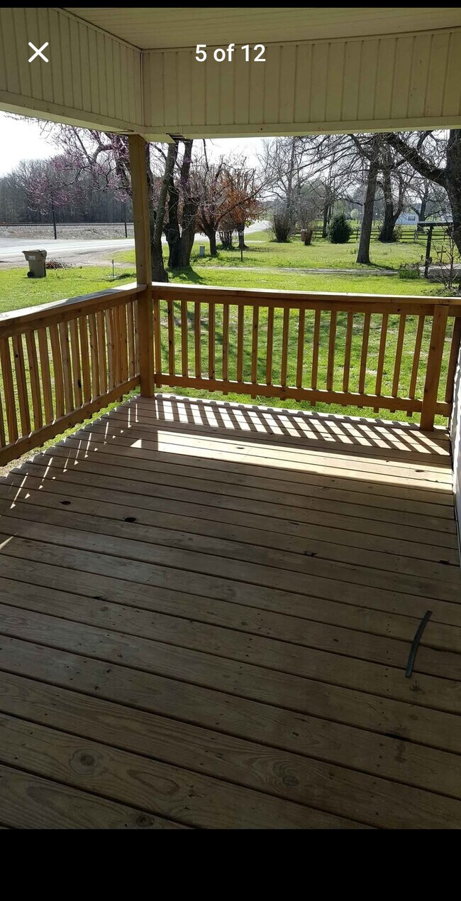 Building Photo - 5051 State Hwy 135 N