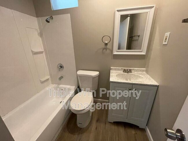 Building Photo - 11423 Ortega Dr