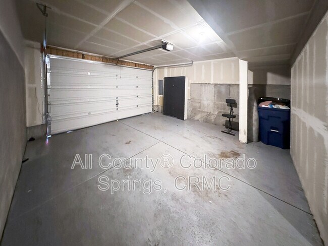 Building Photo - 5512 Stetson Hills Blvd