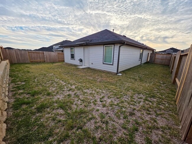 Building Photo - 40962 Seasoned Oak Ln