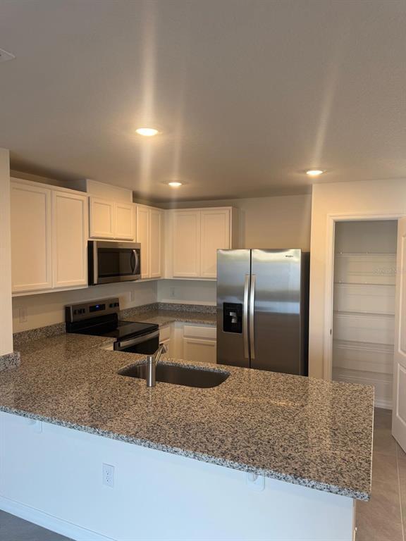 Building Photo - 6594 Leo Ln