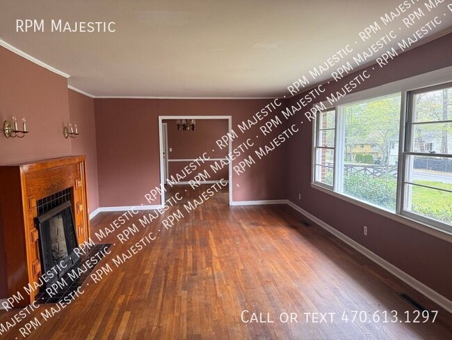 Building Photo - 5247 Scofield Rd