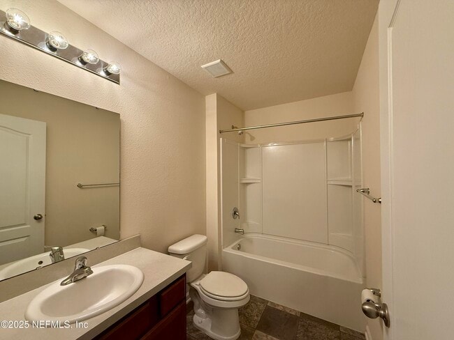 Building Photo - 3635 Summit Oaks Dr