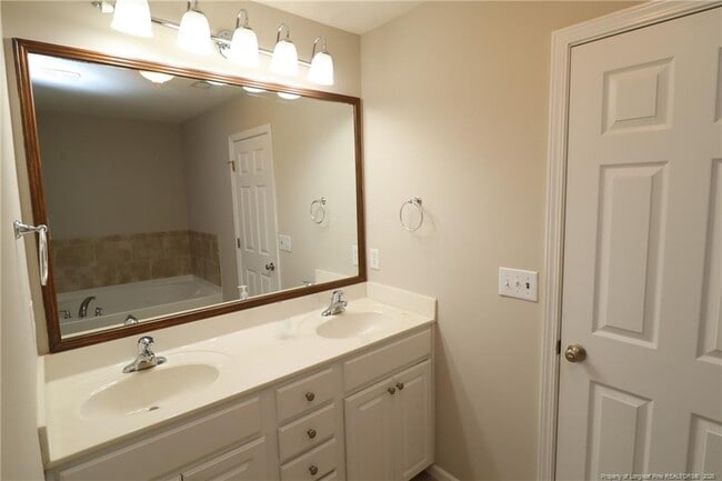 Building Photo - 2935 Winding Waters Way