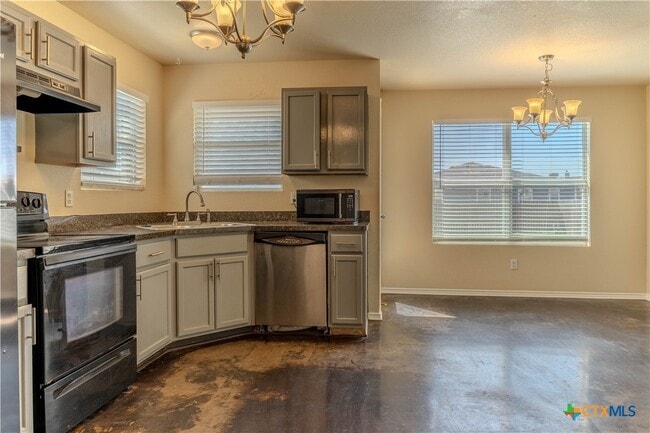 Building Photo - 3402 Regency Ct