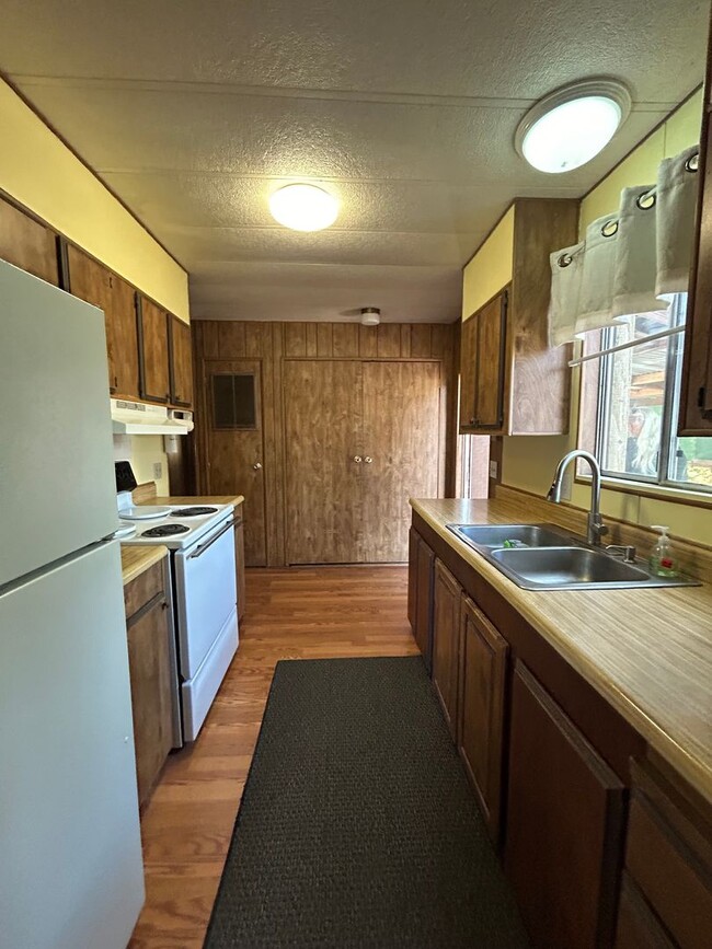 Building Photo - Adorable 2 bedroom 1 bath modular home in ...