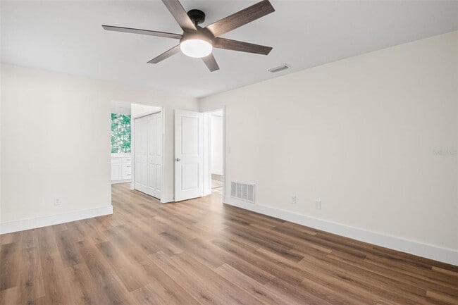 Building Photo - 3145 Sandy Ridge Dr