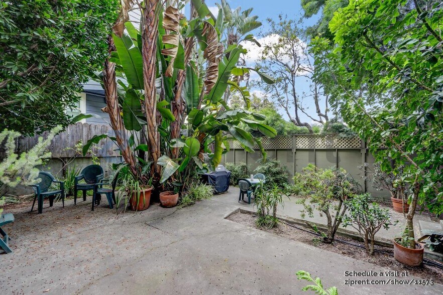 Building Photo - 201 Laguna St