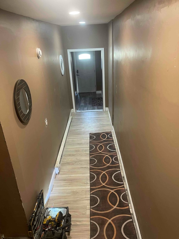 Building Photo - 916 Ridge Ave