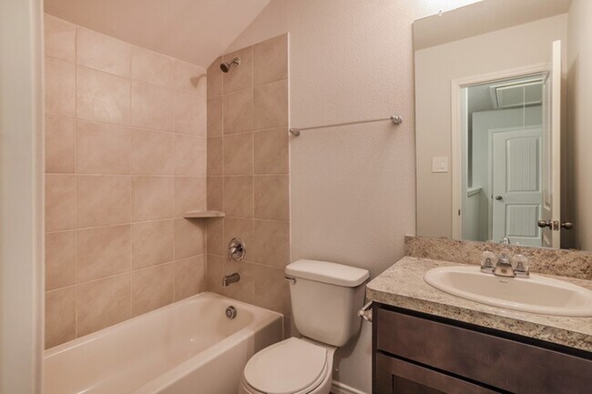 Building Photo - 2746 Bouvardia Wy