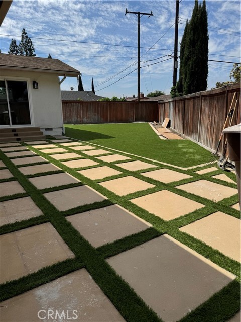 Building Photo - 11596 Bart Dr