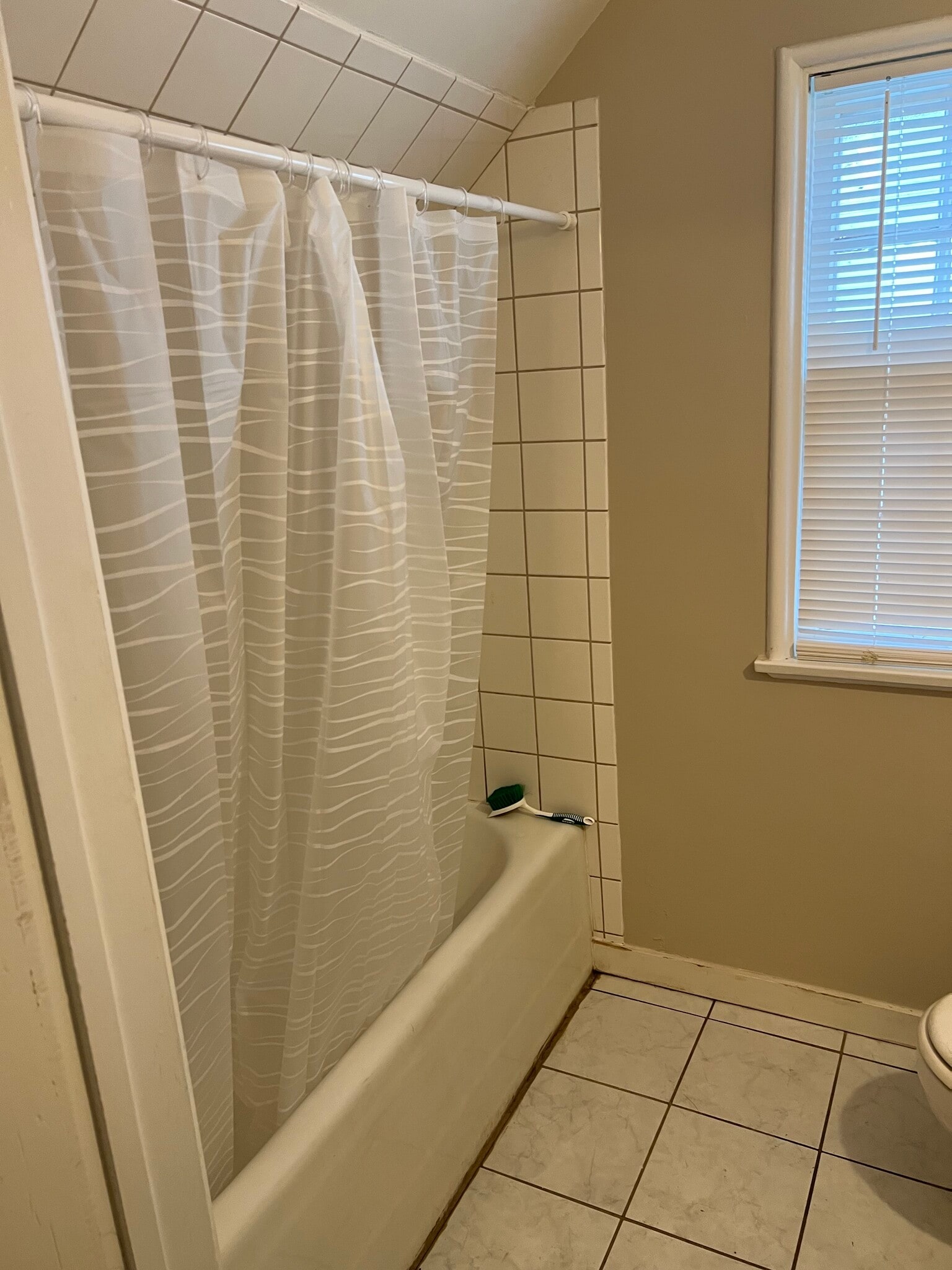 Building Photo - 1210 W Murdock St