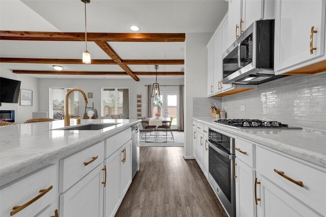Building Photo - 12803 Fibrae Dr