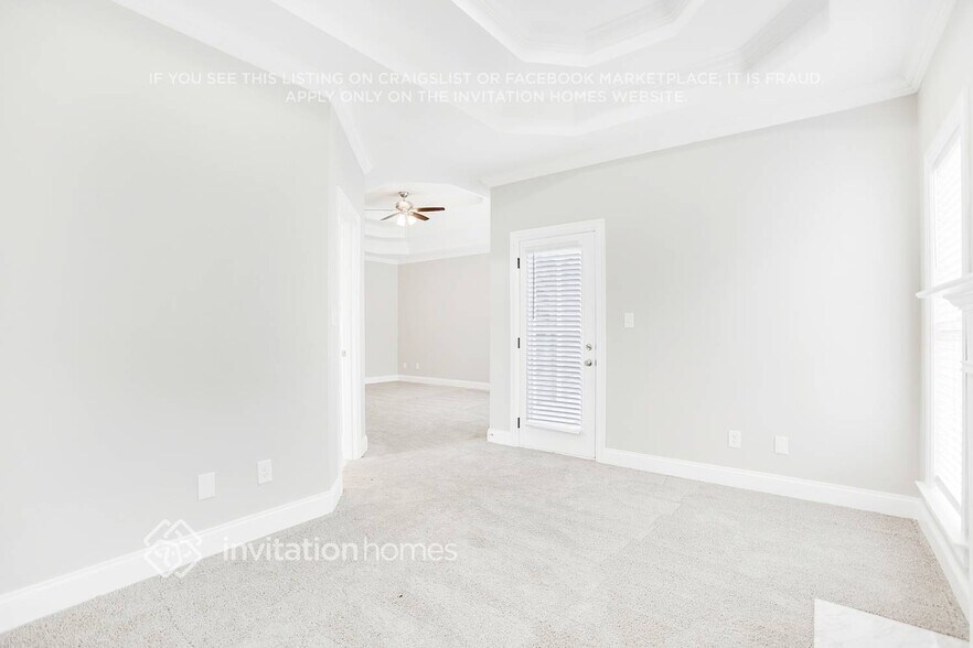 Building Photo - 1135 Rowanshyre Cir
