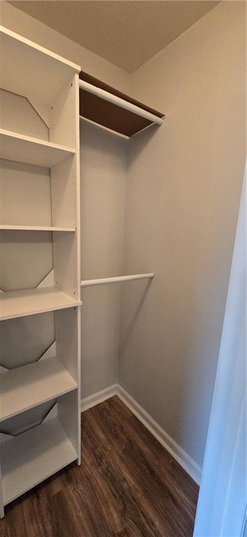 Building Photo - 232 Valley Xing