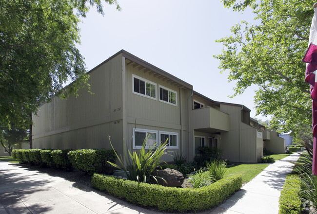 Primary Photo - Aggie Square Apartments