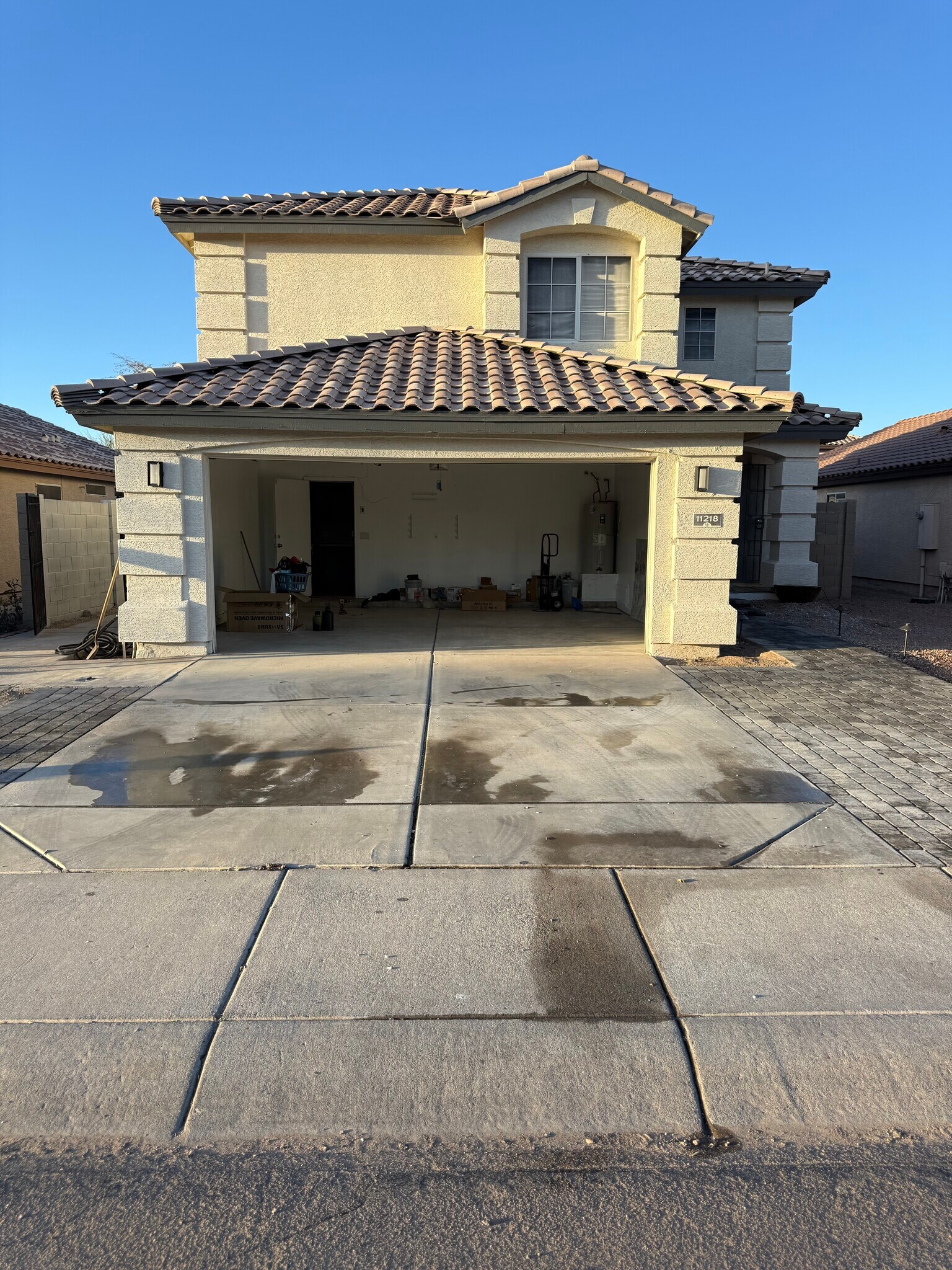 Building Photo - 11218 W Roma Ave