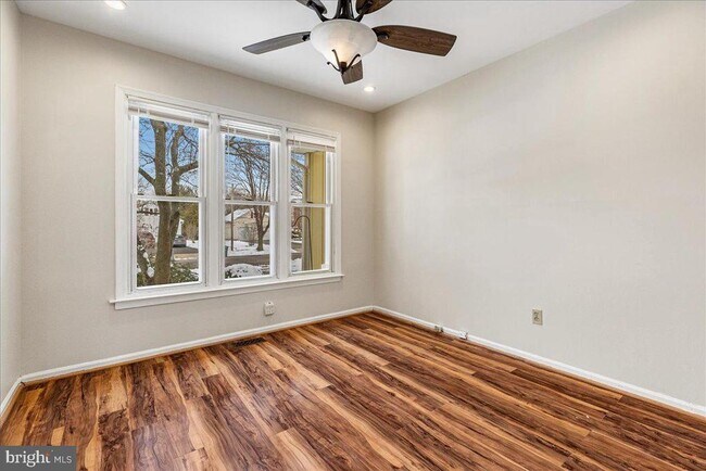 Building Photo - 27 Cartwright Dr