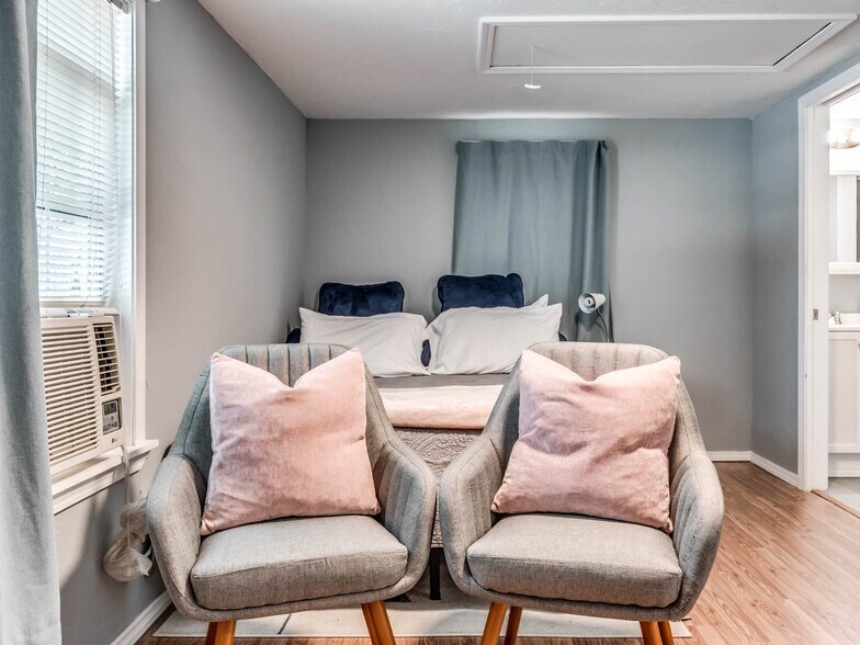 Building Photo - 1145 NW 48th St