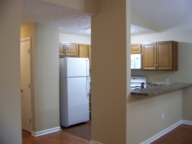 Building Photo - BRIARCLIFF