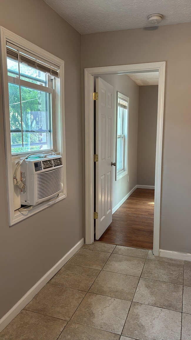 Building Photo - 12010 Paul Ave