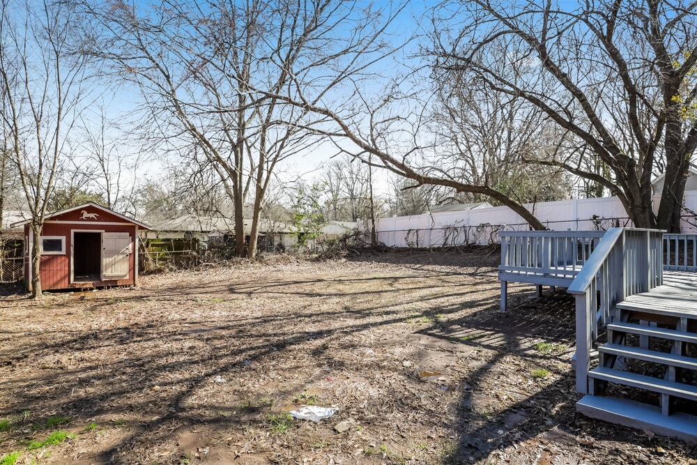 Building Photo - 3276 Elm St