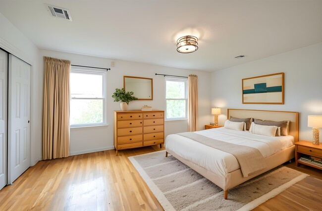 Building Photo - 108 Claremont Ave