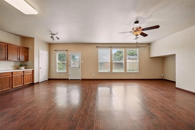 Building Photo - 21550 Elm Hurst Ln