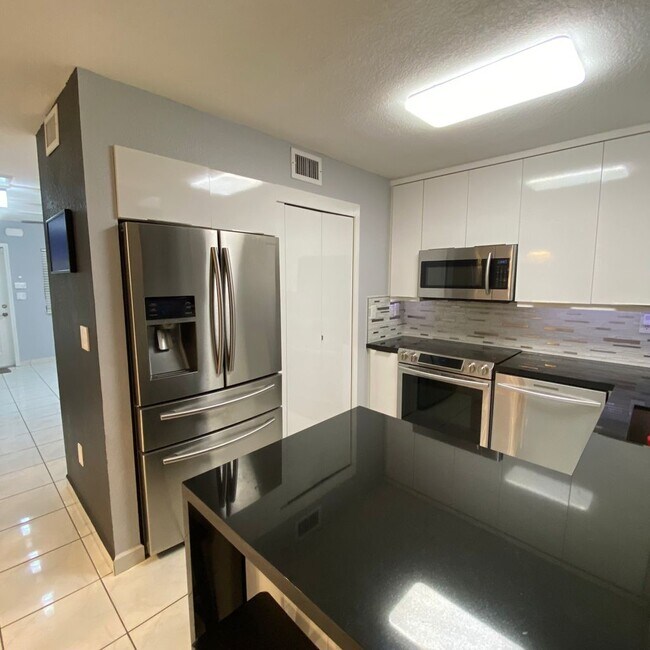 Building Photo - 17324 NW 74th Ave