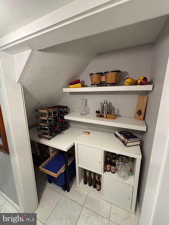 Building Photo - 2633 Earp St