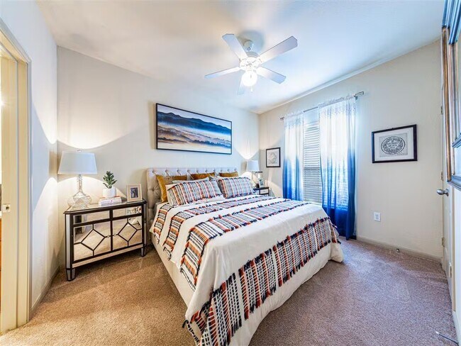 Building Photo - Resort-Style Comfort in Richmond!