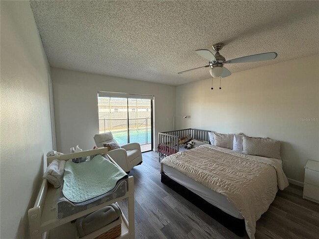 Building Photo - 227 Burning Tree Dr