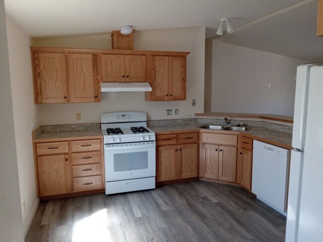 Building Photo - Charming 3-Bedroom Home in the Heart of Pa...