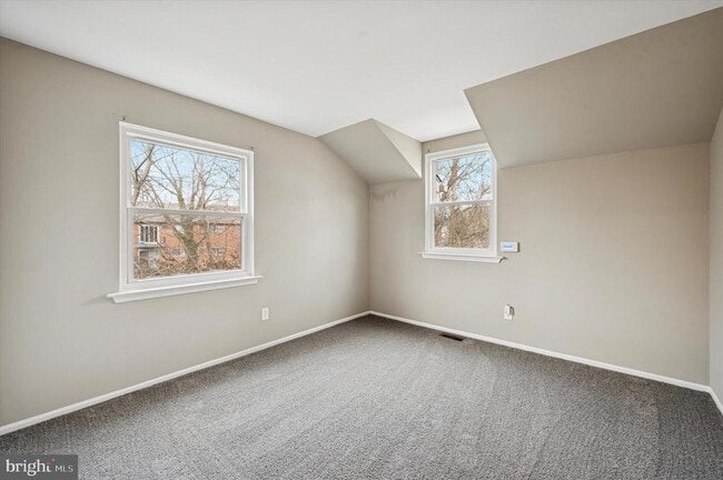 Building Photo - 50 Silver Lake Terrace