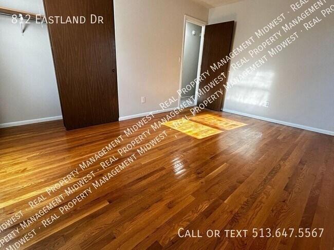 Building Photo - 812 Eastland Dr