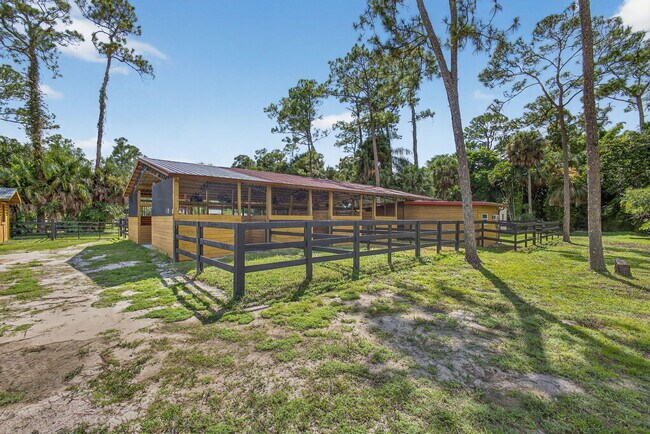 Building Photo - 2340 B Rd