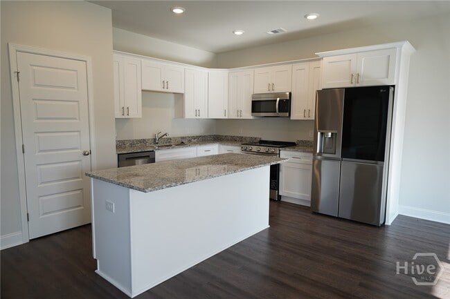Building Photo - 475 Gov Treutlen Cir