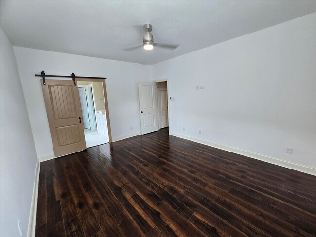 Building Photo - 6119 Grassy Haven Ln