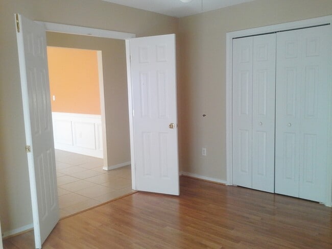 Building Photo - 369 Riverchase Blvd
