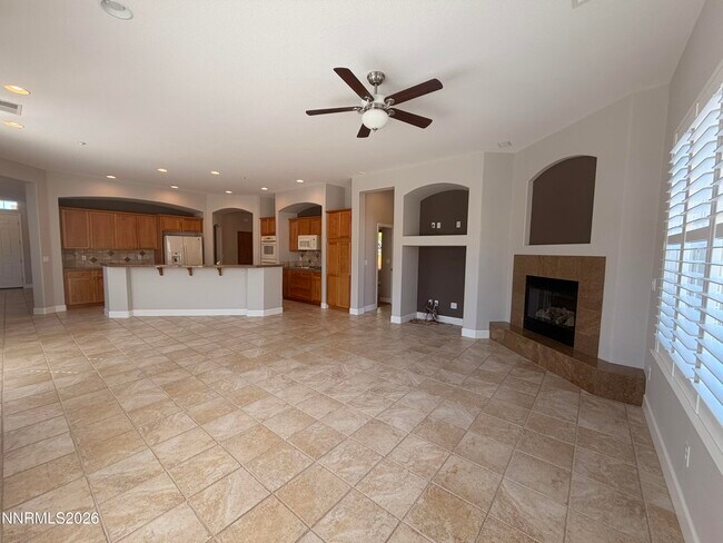 Building Photo - 4450 Desert Vista Ct