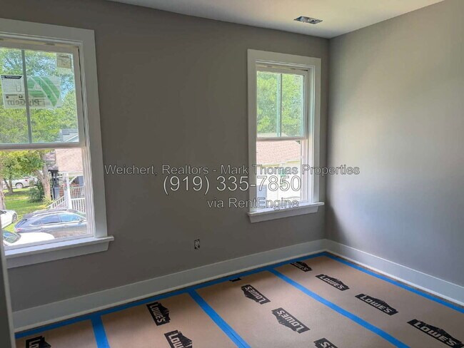 Building Photo - 1203 Fern St