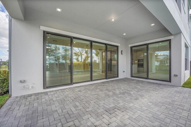 Building Photo - 13005 Feathering Wy