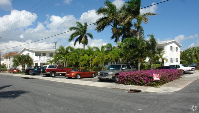 Primary Photo - 225 Ocean Breeze Lake Worth, FL 33460