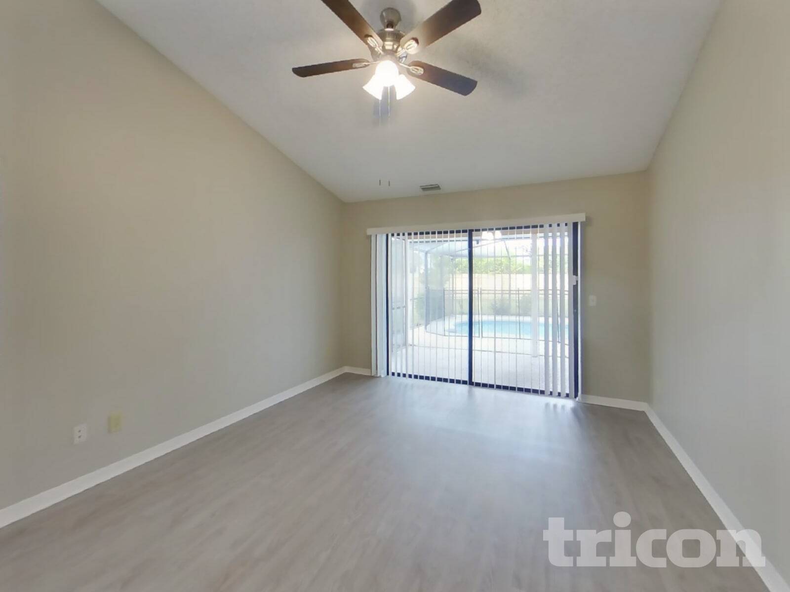 Building Photo - 3213 Stevenson St