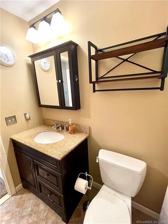 Building Photo - 1611 Twin Circle Dr