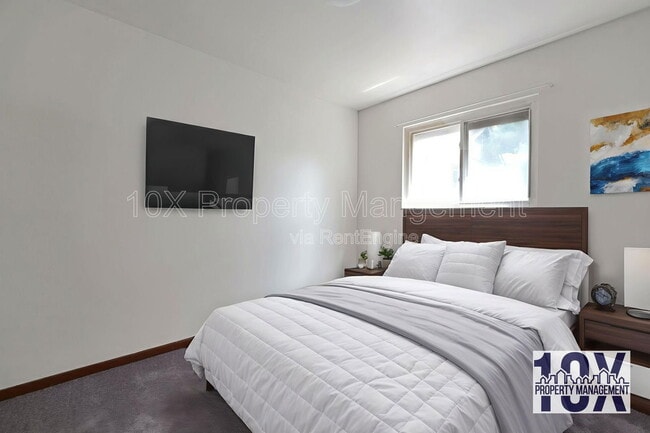 Building Photo - 1575 Briarwood Ave