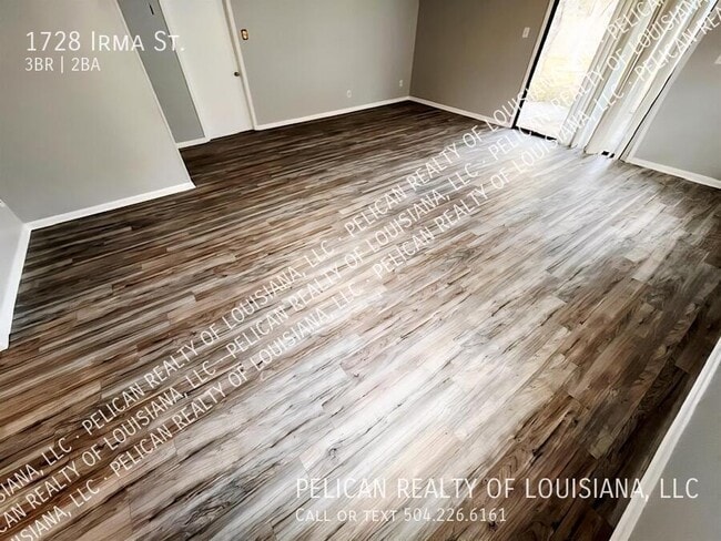 Building Photo - 1728 Irma St